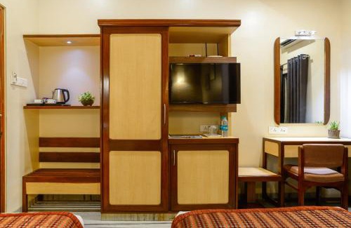 Dadar Hotel | Hotel Ameya