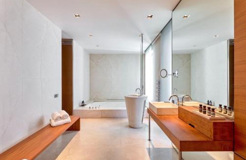 Banka Hotel | Hotel Amritageetanjli