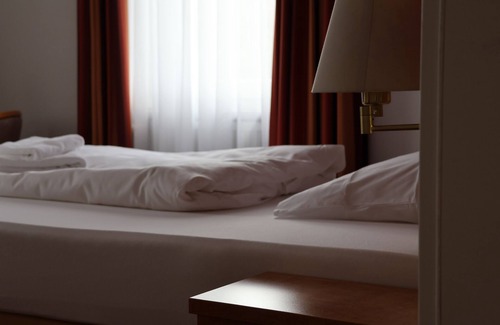 Bad Duerkheim Hotel | Hotel an der Therme