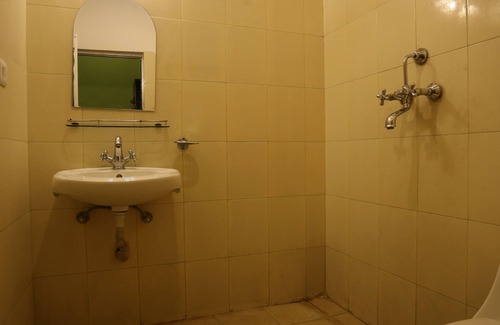 Lumbini Hotel | Hotel Ananda Inn