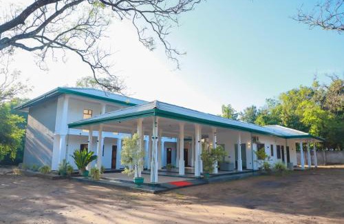 Nissankamallapura Hotel | Hotel Anaulundawa