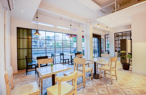 Kemanggisan Hotel | Hotel Anders