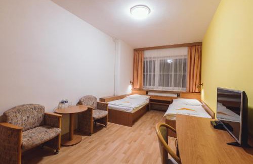 Lesni Hluboke Hotel | Hotel Annahof