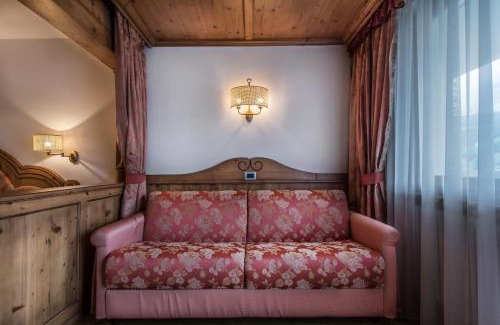 La Villa Hotel | Hotel Antines