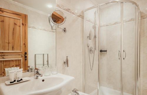 La Villa Hotel | Hotel Antines