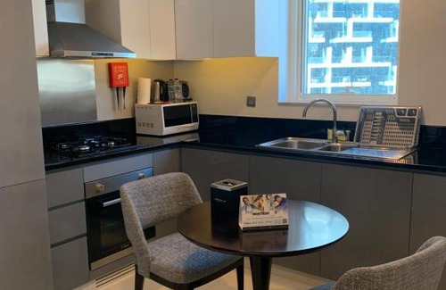 Downtown Dubai Apartment | hotel Apartment - studio in Dubai Business Bay direct on the water canal - 1km from Downtown & Dubai Mall - 1101