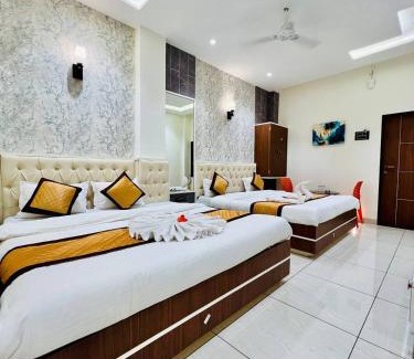 Fardapur Hotel | Hotel Apple