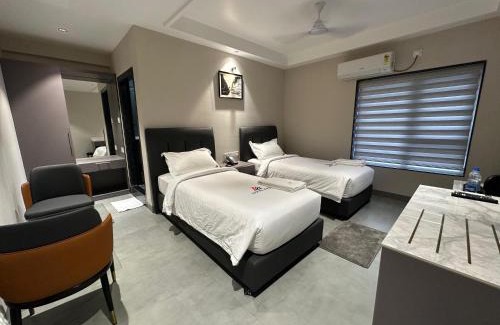 Nizamabad Hotel | Hotel APS