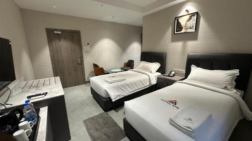Nizamabad Hotel | Hotel APS