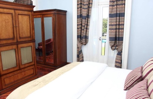 San Nicolas de los Arroyos Hotel | Hotel Colonial San Nicolás