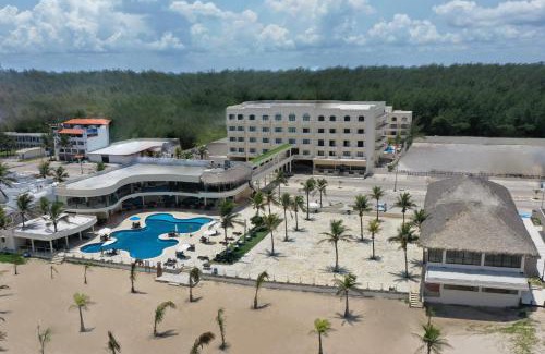 Ciudad Madero Hotel | Hotel Arenas del Mar Resort