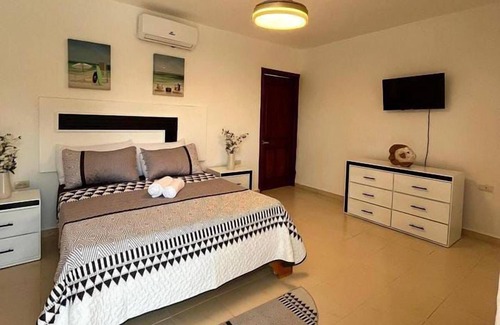 Los Patos Hotel | Hotel Arisha Villa Paradise