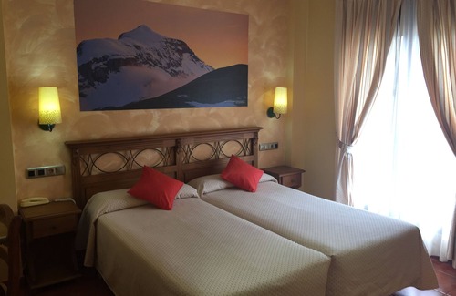 Escalona Hotel | Hotel Arnal