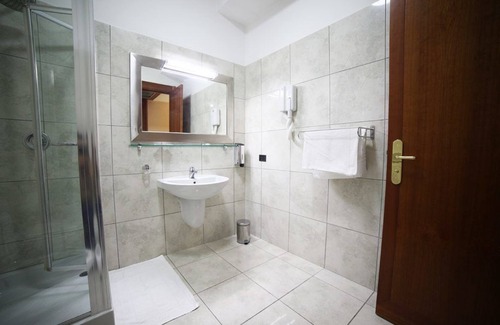 Aversa Hotel | Hotel Artemide