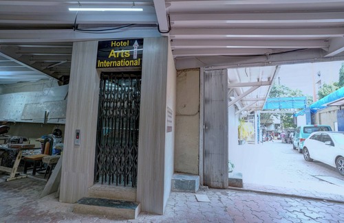 Santacruz West Hotel | HOTEL ARTS INTERNATIONAL
