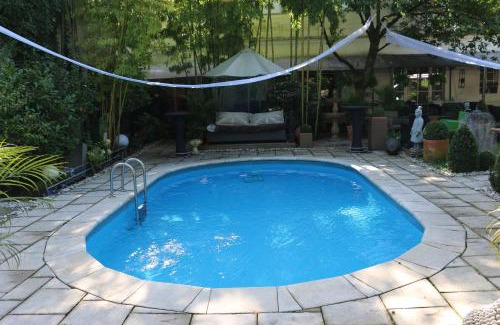 Golzheim Hotel | Hotel Ashley's Garden