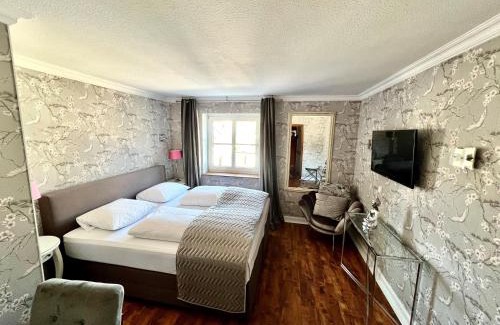 Golzheim Hotel | Hotel Ashley's Garden