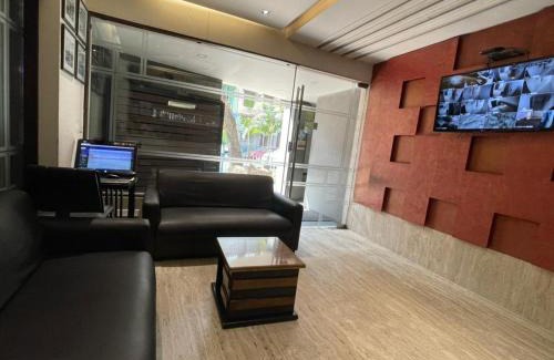 Bhowanipore Hotel | Hotel Aston International