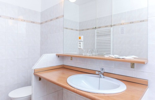 Strasnice Hotel | Hotel Astra