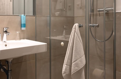 Stadtbezirk 3 Hotel | Hotel Astra