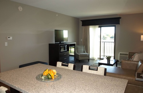 Batavia Hotel | Hotel At Batavia Downs