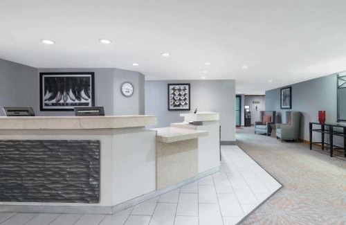 Western Division Hotel | Hotel AVA Laredo