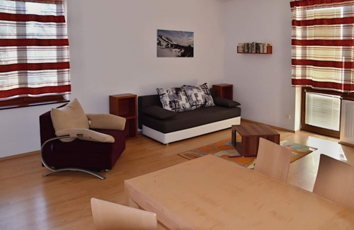 Stola Hotel | Hotel Avalanche