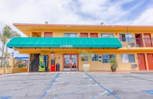 Loma Alta Hotel | Hotel Avenida - Oceanside Camp Pendleton