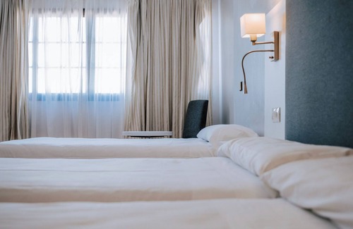 Centro Comercial Bahia Sur Hotel | Hotel Bahía Sur