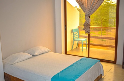 Canoa Hotel | Hotel Baja Beach Los Manglares