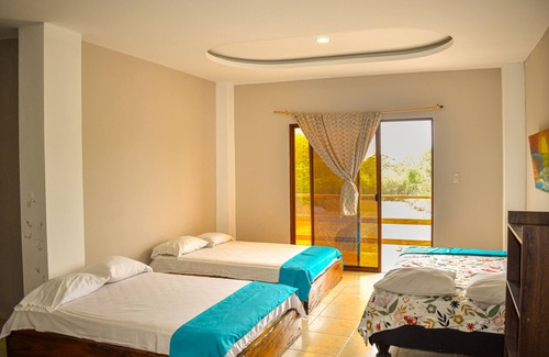 Canoa Hotel | Hotel Baja Beach Los Manglares