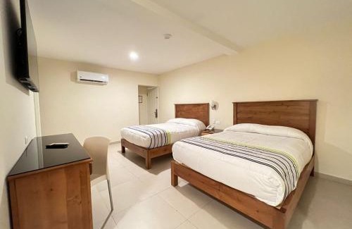 Avenida Revolucion Hotel | Hotel Baja