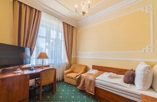 Frantiskovy Lazne Hotel | Hotel Bajkal