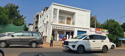 Thirukadaiyur Villa | Hotel Bala Homes Thirukadaiyur