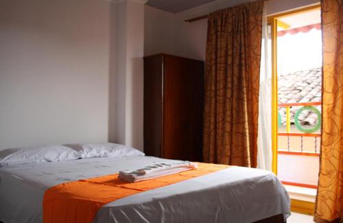 Belalcazar Hotel | Hotel Balcón Plaza