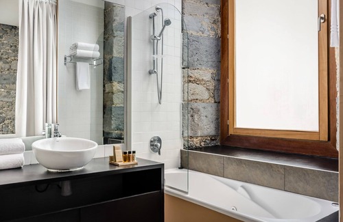 Orduna Hotel | Hotel Balneario Orduña Plaza