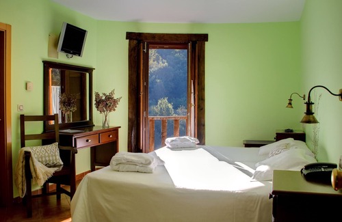 Sambreixo Hotel | Hotel Balneario Rio Pambre