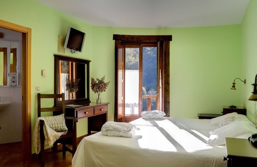 Sambreixo Hotel | Hotel Balneario Rio Pambre