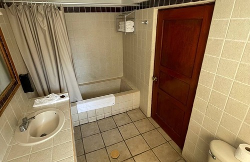 San Juan Cosala Hotel | Hotel Balneario San Juan Cosalá