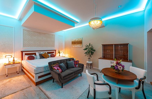Zlin Hotel | Hotel Baltaci Atrium