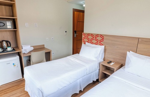 Cachoeira do Campo Hotel | Hotel Bandeirantes Unidade Jardins