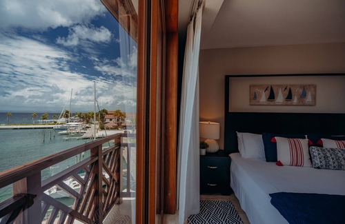 Puerto Bahia Resort | Hotel Bannister by Mint