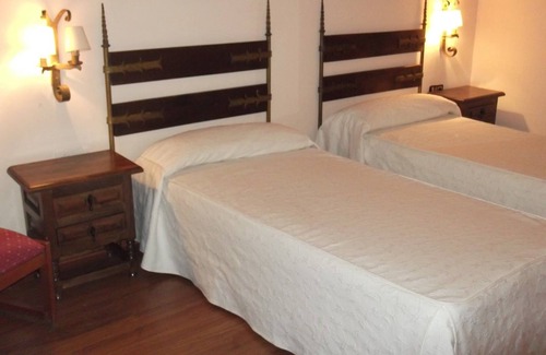 Mijares Hotel | Hotel Barbacedo
