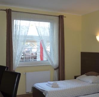 Pszczolki Hotel | Hotel Bartnik