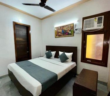 Amritsar Hotel | Hotel Basant Lodge