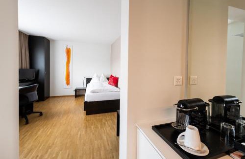 Rotkreuz Hotel | Hotel Bauernhof - Self Check-In Hotel