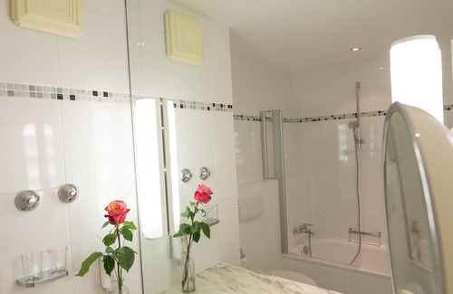 Miesbach Hotel | Hotel Bayerischer Hof Miesbach, BW Premier Collection