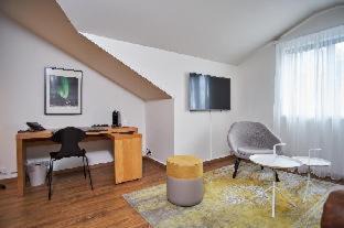 Innri-Njarthvik Hotel | Hotel Berg by Keflavik Airport