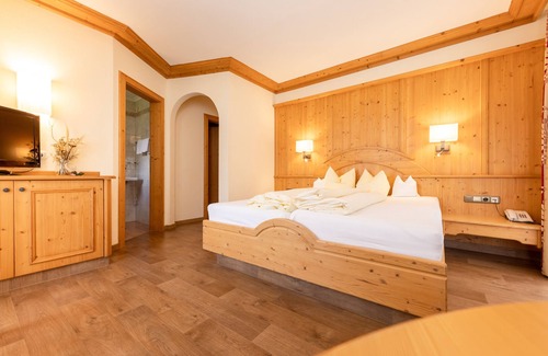 Volderau Hotel | Hotel Bergcristall
