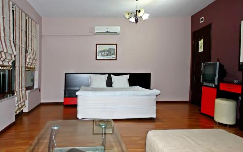Momchilgrad Hotel | Hotel Berito